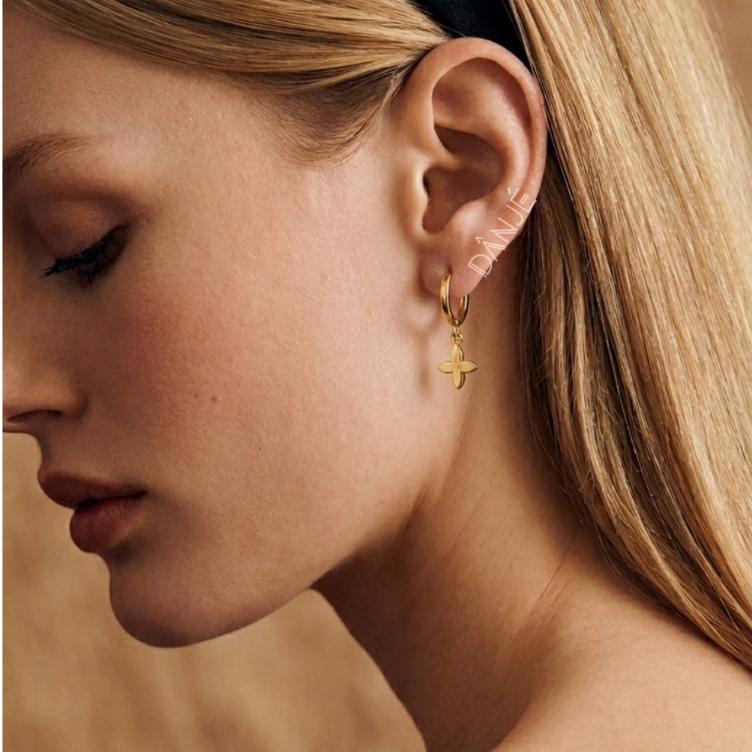 گوشواره زنانه طلا ۱۸ عیار گوشواره روکوی لویی گالری طلای دانژه