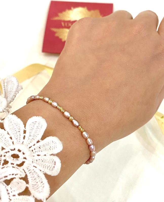 دستبند زنانه طلا ۱۸ عیار مروارید پرورشی و‌گوی VoGa GOLD