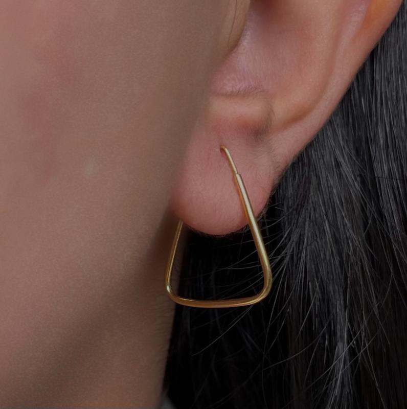 گوشواره زنانه طلا ۱۸ عیار گوشواره پروفیلی مثلث گالری کاژه گلد