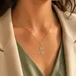آویز طرح خطی چهره