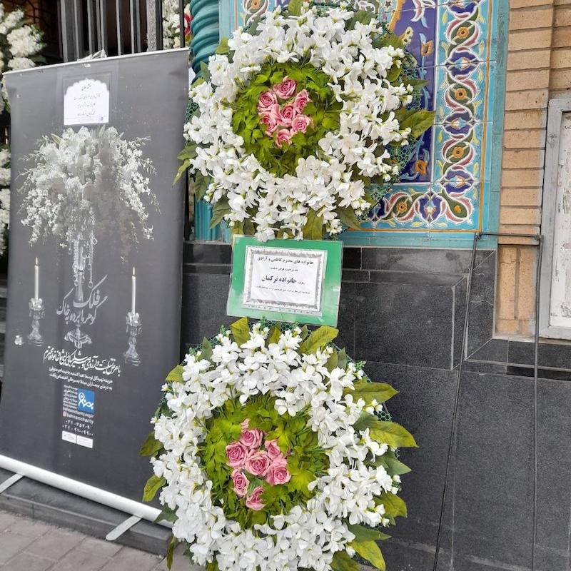 تاج گل سفید و صورتی 2طبقه مصنوعی مدل 17