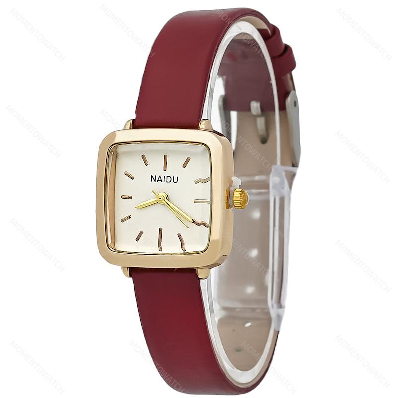 ساعت مچی زنانه بند چرمی نایدو بند زرشکی صفحه سفید