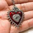 گردنبند قلب و شمشیر