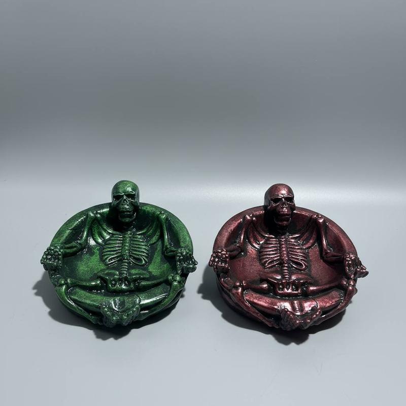 زیر سیگاری اسکلتی ۰۰۲