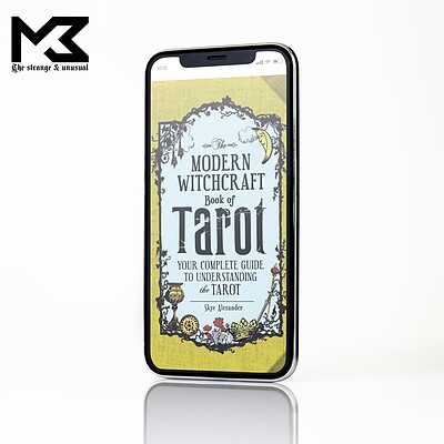کتاب الکترونیکی The Modern Witchcraft Book of Tarot