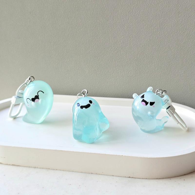آویز شبتاب طرح روح👻