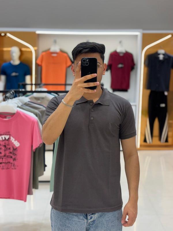 تیشرت یقه دار پولو خاکستری تیره