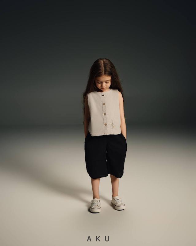 وست و شلوار آکو