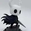 فیگور کاراکتر the Knight روی صخره از بازی هالو نایت