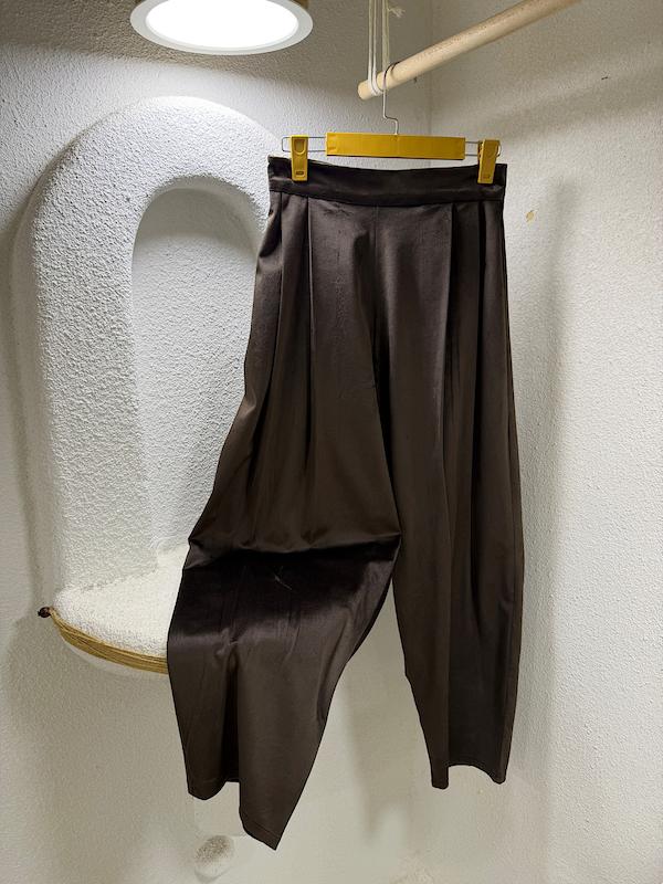 شلوار خمره ای مخمل