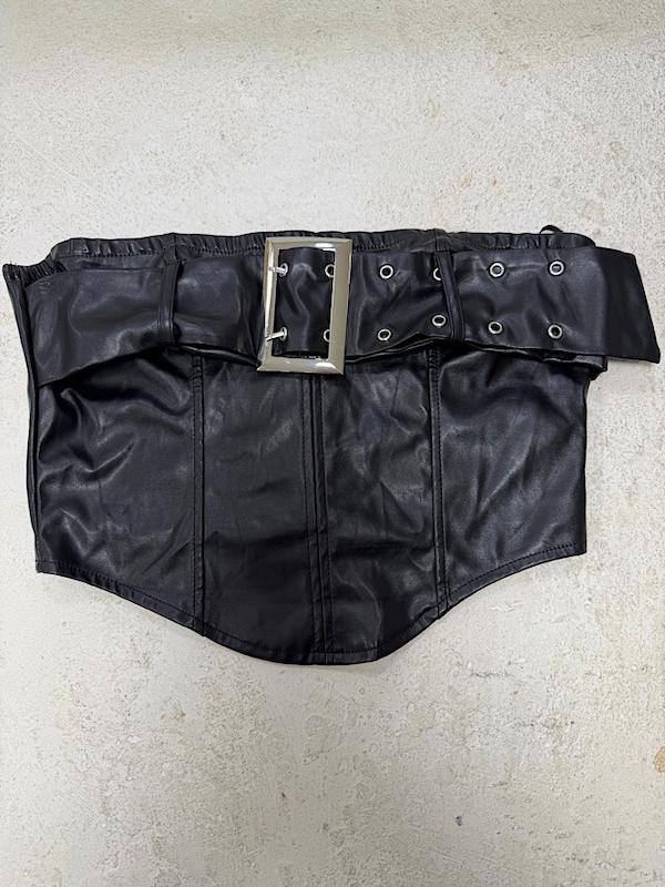 تاپ چرم سگکدار 