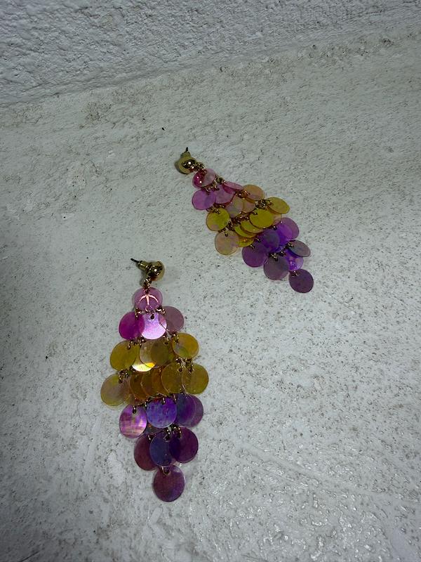 گوشواره پولکی هفت رنگ‌