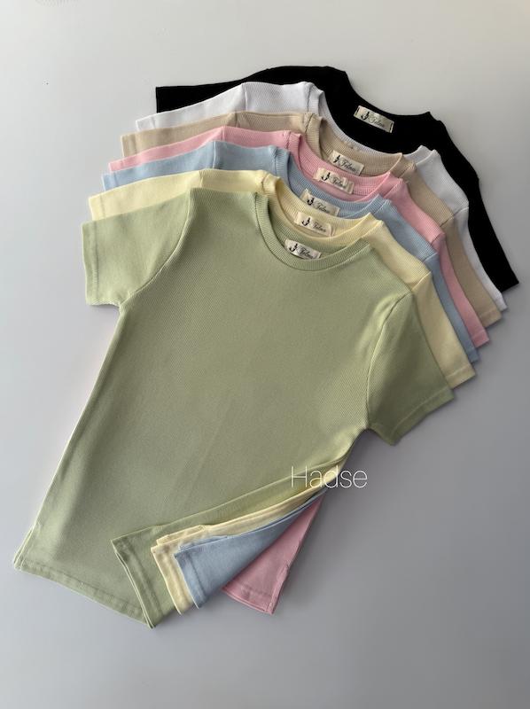 تیشرت یقه گرد بلند