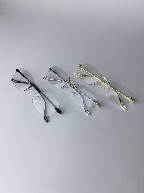 عینک Chrome Hearts Frameless فتوکرومیک با طراحی بدون فریم و بدنه تمام فلز