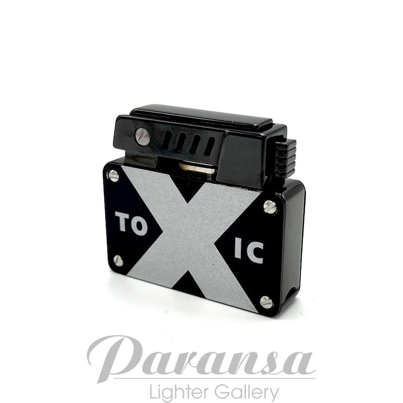فندک بنزینی چیف طرح تاکسیک Toxic با دو فیتیله