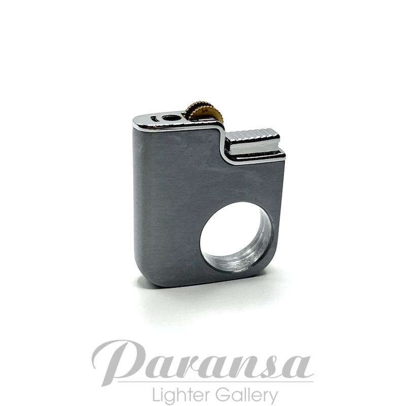 فندک انگشتی گازی فلزی با طراحی کامپکت و بدنه مقاوم مناسب استفاده روزانه – Paransa