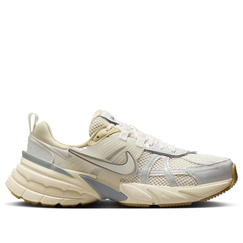 Nike V2K Run White Photon Dust Fir