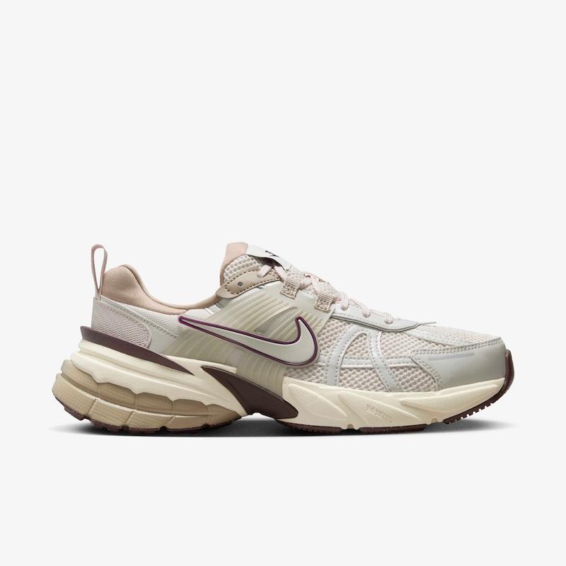 Nike V2K Run Light Orewood Brown