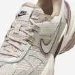 Nike V2K Run Light Orewood Brown