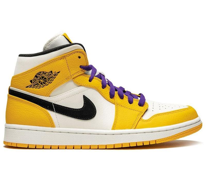 Jordan 1 Mid SE Lakers