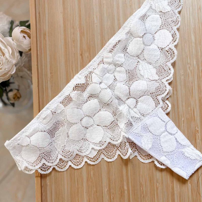 Single Short - White Guipure