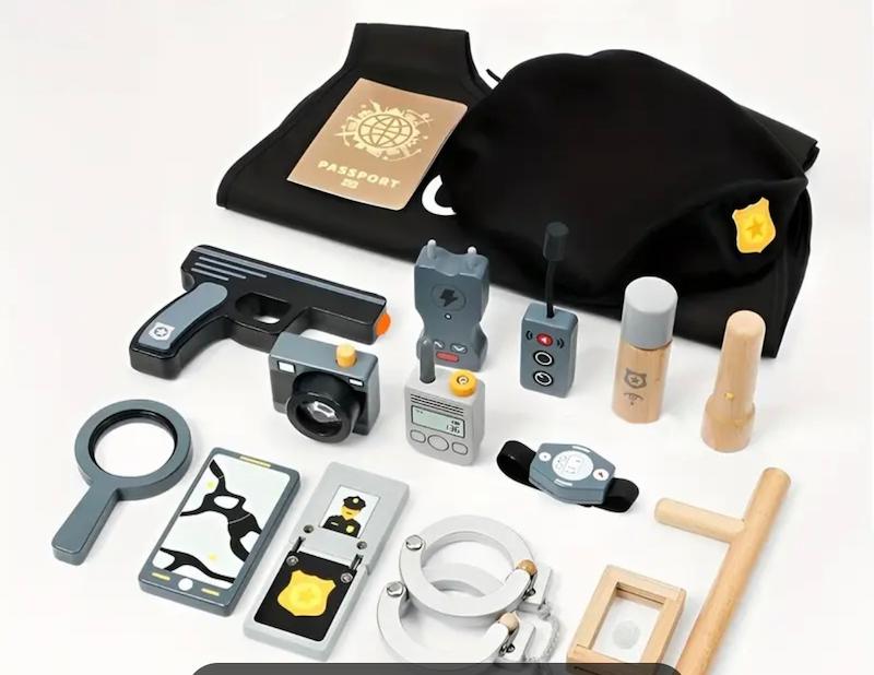 مجموعه نقش افريني پليس چوبي كودكان(HED-132.73-TM)