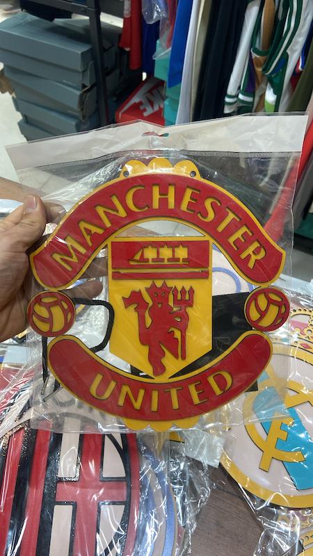 لوگوی منچستریونایتد