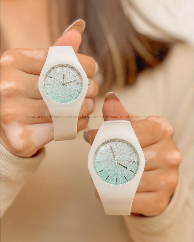 ساعت آیس صفحه شاینی سبز کهربایی