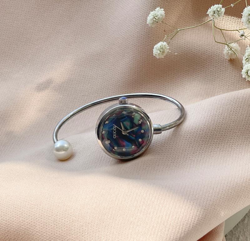 ساعت بنگل مروارید