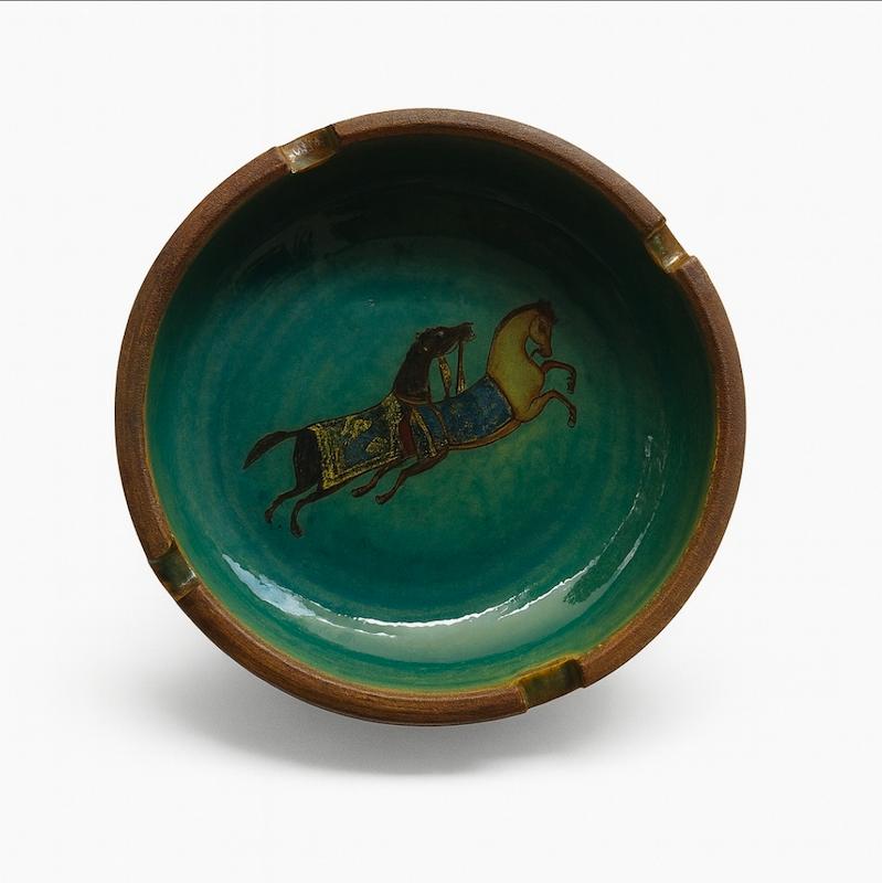 زیرسیگاری کارن