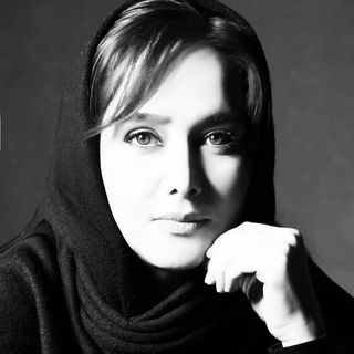 زهرا حسینی