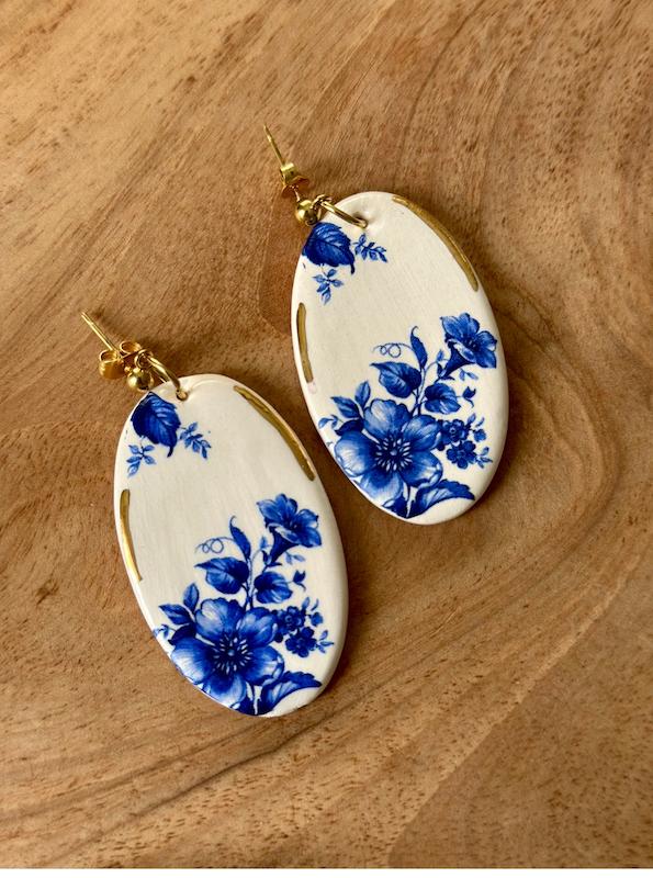 گوشواره سرامیکی گل لاجورد بیضی