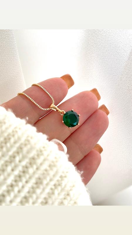 گردنبند نگین‌ زمردی ژوپینگ 