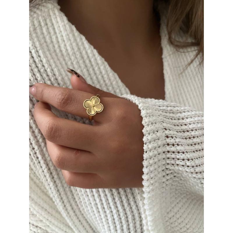 انگشتر ونکلیف 