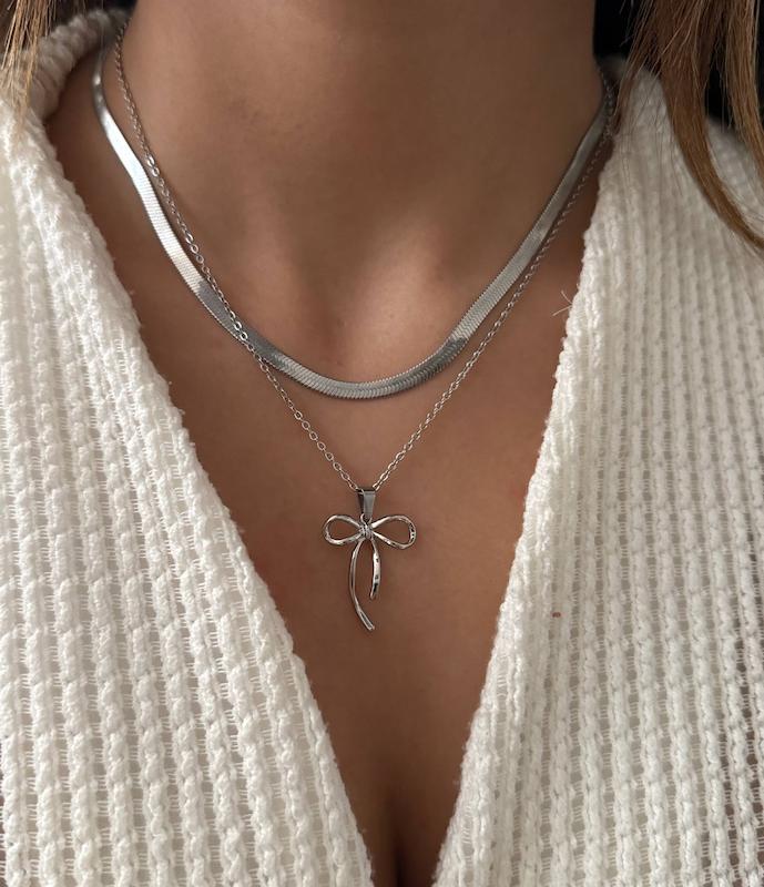 گردنبندپاپیون