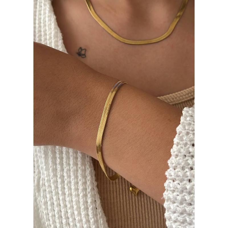 دستبند ماری