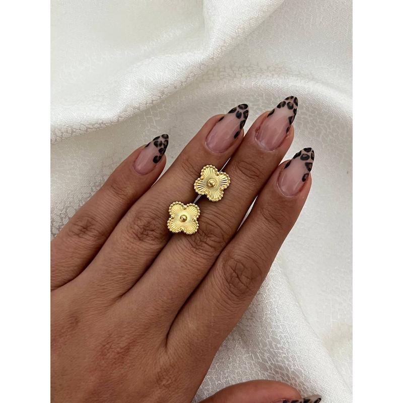 گوشواره ونکلیف