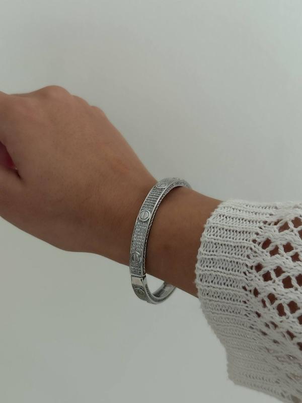 بنگل فول نگین کارتیر لاو