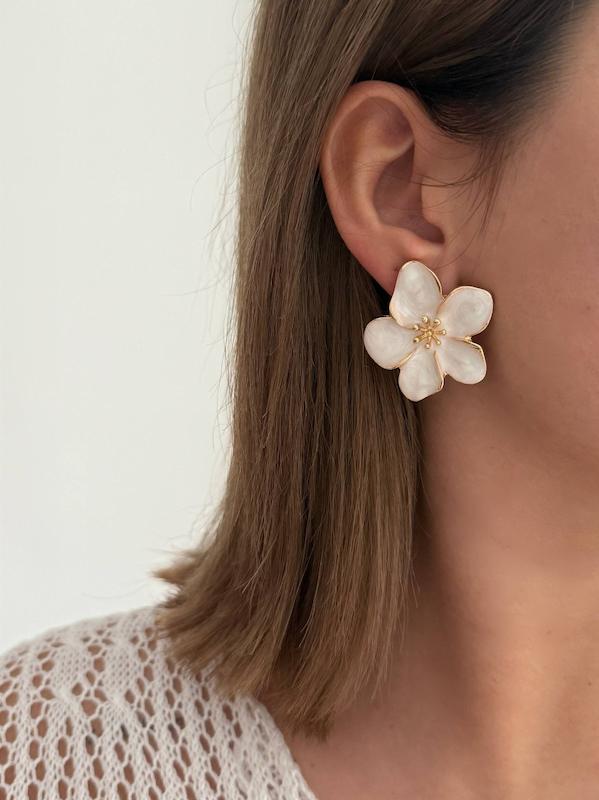 گوشواره گل مینا کاری