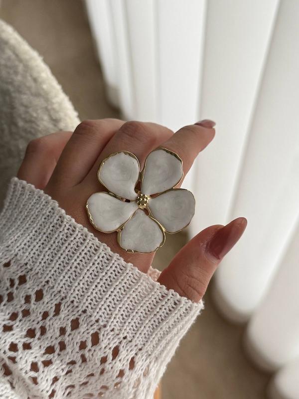 انگشتر مینا کاری