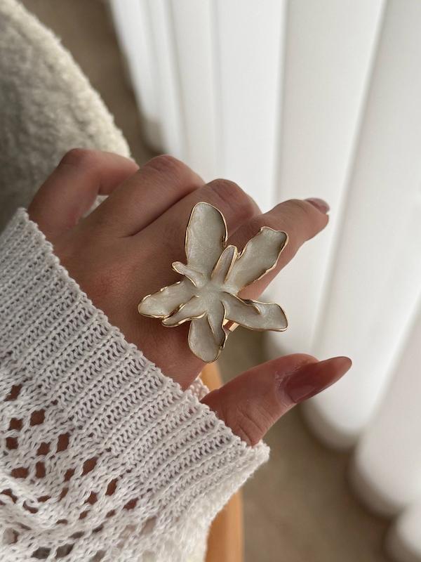 انگشتر مینا کاری