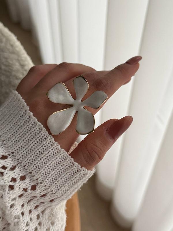 انگشتر مینا کاری