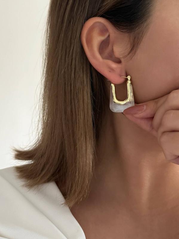 گوشواره طرح سنگ