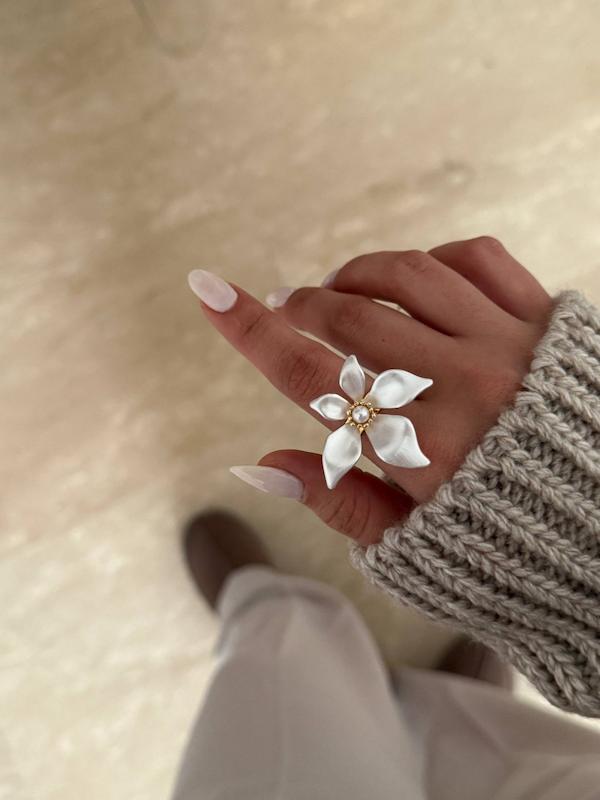 انگشتر شکوفه 