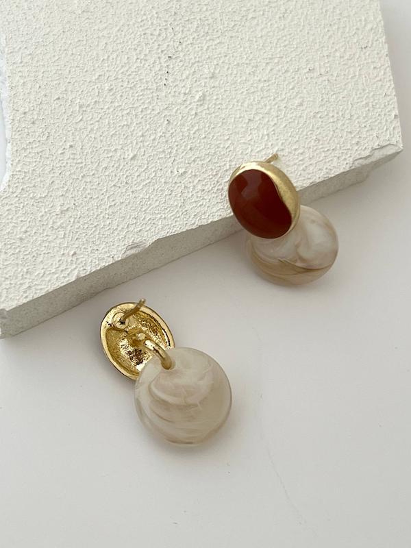 گوشواره طرح سنگ
