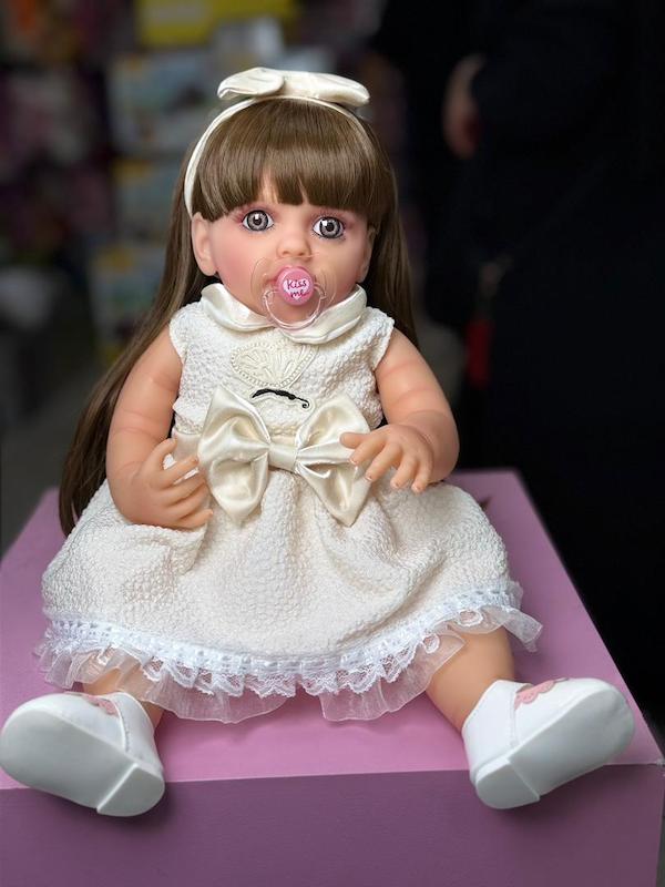 عروسک سیلیکونی هوشمند رها