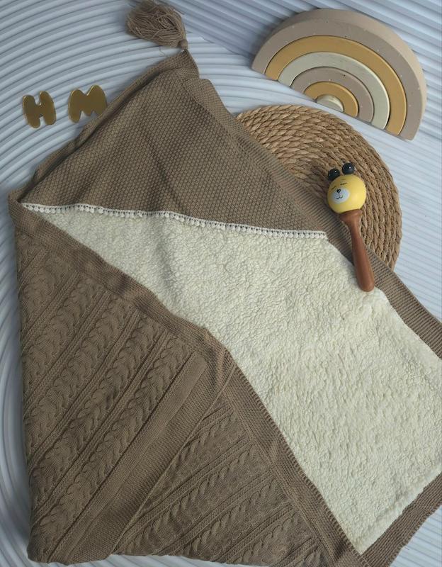 پتو کلاه دار بافت الیزابت کد 45158