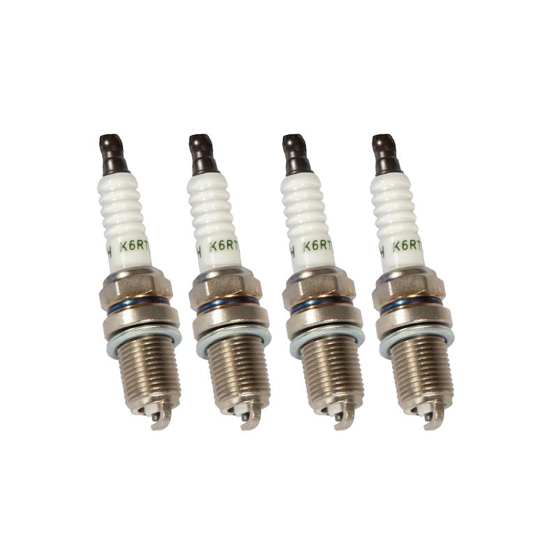 شمع خودرو TORCH مدل تک پلاتین پایه کوتاه کد K6RTC بسته 4 عددی