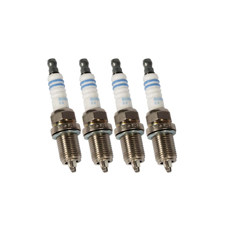 شمع خودرو BOSCH مدل دو پلاتین پایه کوتاه کد FLR8LDCU-+9 بسته 4 عددی (روس)