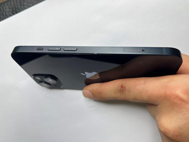 گوشی موبایل APPLE مدل Iphone13 رنگ میدنایت حافظه ۱۲۸ گیگ آیفون ۱۳ نرمال دست دوم